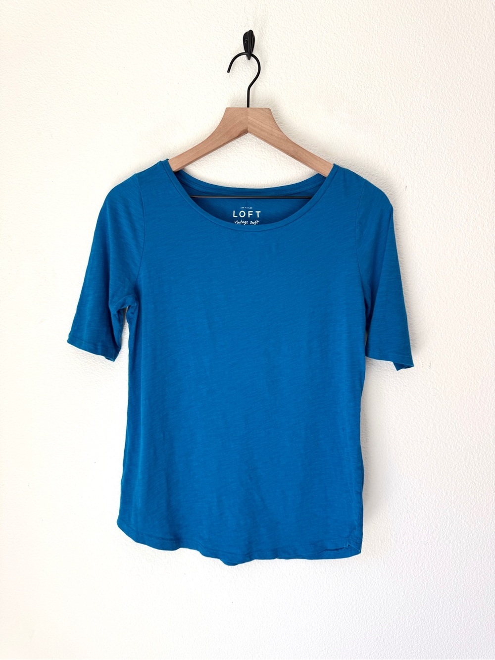 LOFT Women’s Short Sleeve Tee in Royal Blue - Small
